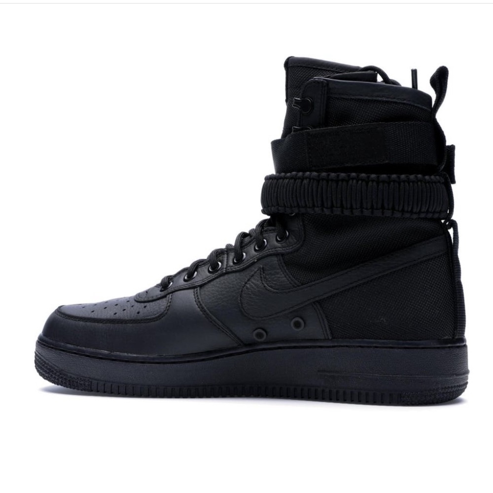 COPY - NIKE SF AIR FORCE HIGH TRIPLE BLACK